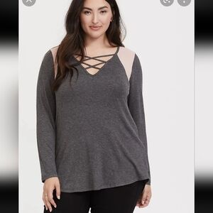 Torrid gray And pink lattice Long sleeves top